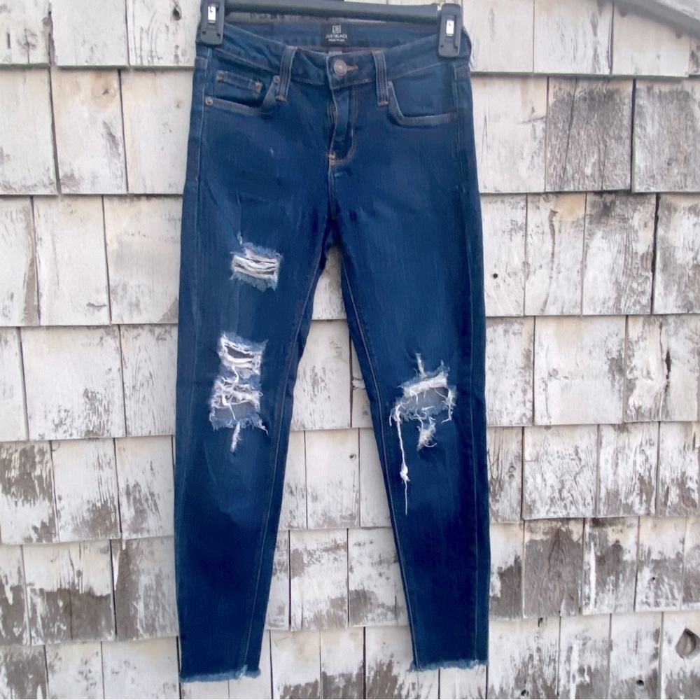 Just Black Made In USA Strechy Distressed Jeans